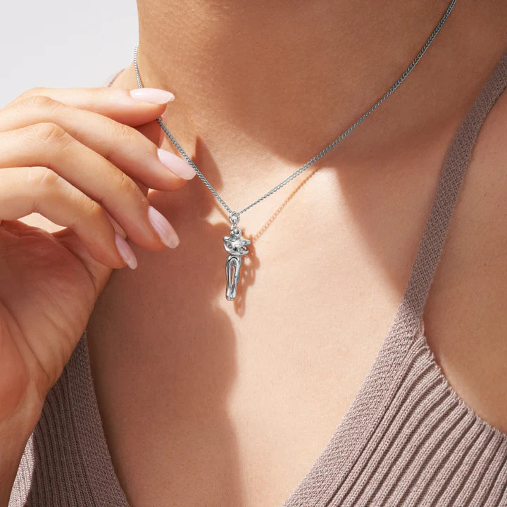 💞 Eternal Embrace Couple Necklace